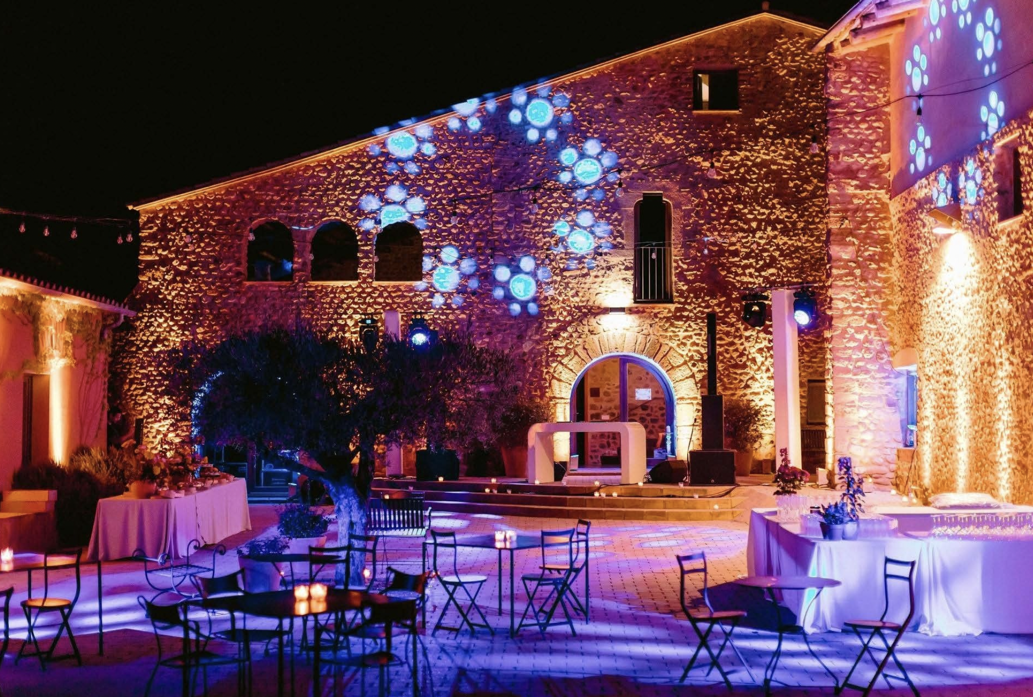 Casa Club suite details